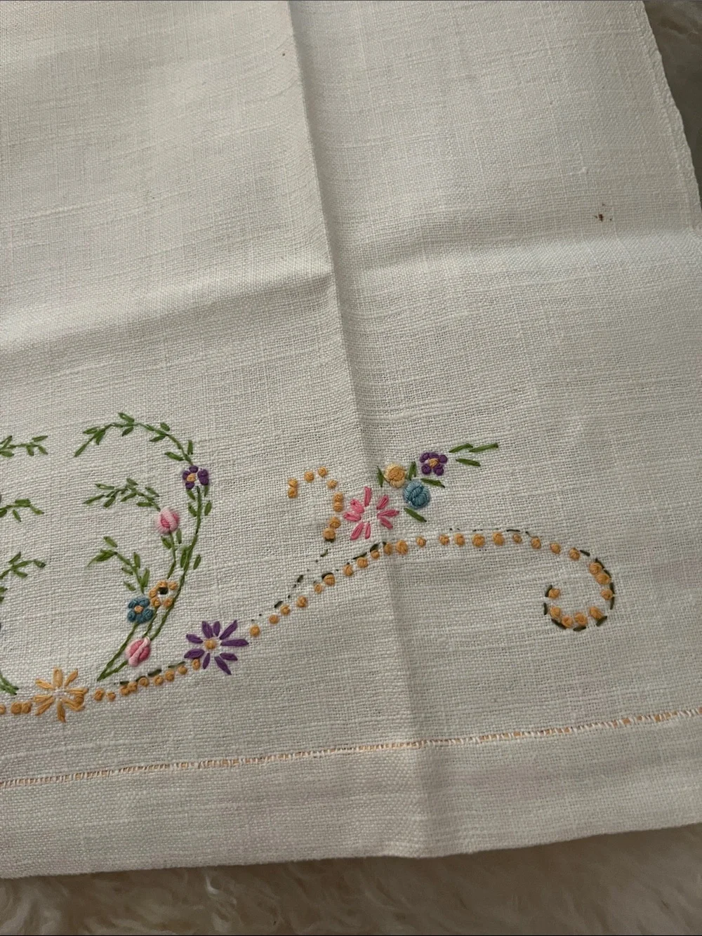 Embroidered Floral Linen Towel in White with Multicolor Flowers